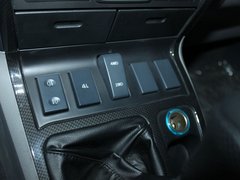 2011款 2.0T 手动 四驱舒适型 5座