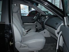 2011款 2.0T 手动 四驱舒适型 5座