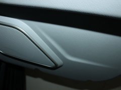 2011款 2.0T 手动 四驱舒适型 5座