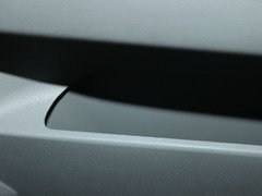 2011款 2.0T 手动 四驱舒适型 5座