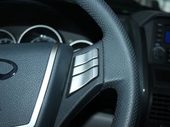 2011款 2.0T 手动 四驱舒适型 5座