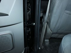 2011款 2.0T 手动 四驱舒适型 5座