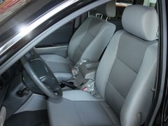 2011款 2.0T 手动 四驱舒适型 5座