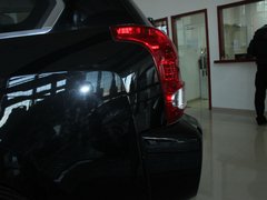 2011款 2.0T 手动 四驱舒适型 5座