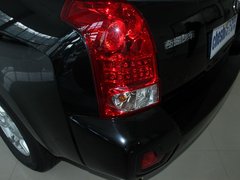 2011款 2.0T 手动 四驱舒适型 5座