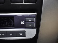 2012款 1.8 手动 舒适型 7座