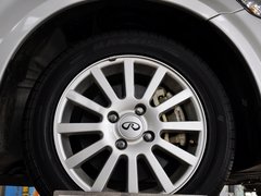 2012款 1.8 手动 舒适型 7座