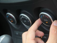 2011款 1.6 自动 舒适型