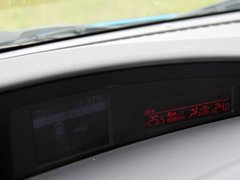 2011款 1.6 自动 舒适型