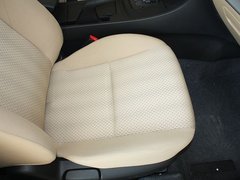 2011款 1.6 自动 舒适型