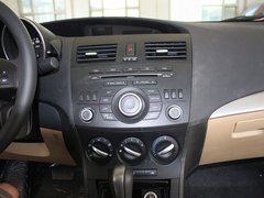 长安马自达  Mazda3星骋 1.6 AT 中控仪表台总特写