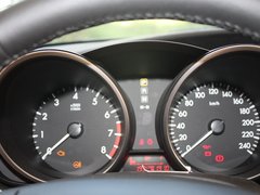 长安马自达  Mazda3星骋 1.6 AT 方向盘后方仪表台