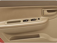 2011款 V70 1.3L 手动 豪华型