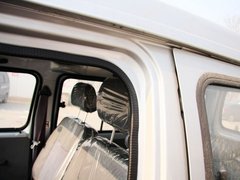 2011款 1.0L 实用型LJ465QE1