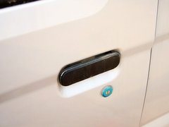 2011款 1.0L 实用型LJ465QE1