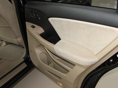 2011款 2.4L 自动 豪华版 7座