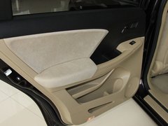 2011款 2.4L 自动 豪华版 7座