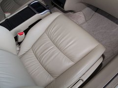 2011款 2.4L 自动 豪华版 7座