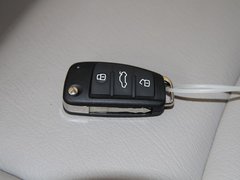 2011款 2.0 自动 豪华型