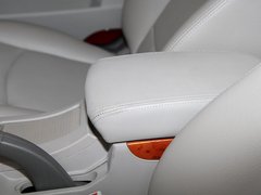 2011款 2.0 自動 豪華型