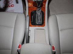 2011款 2.0 自動(dòng) 豪華型