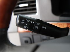2011款 2.0 自动 豪华型