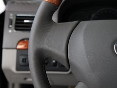 2011款 2.0 自动 豪华型