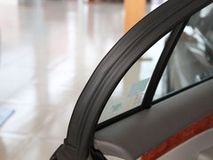 2011款 2.0 自动 豪华型