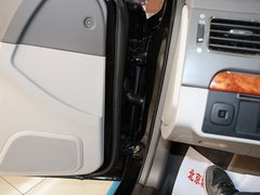 2011款 2.0 自动 豪华型