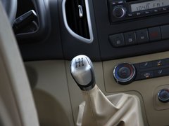 2011款 2.8 手动 舒适版 14座 HFC6591KH