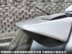 2011款 2.0T 手动 柴油两驱精英型 5座