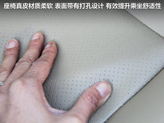 2011款 2.0T 手动 柴油两驱精英型 5座