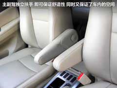 2011款 2.0T 手动 柴油两驱精英型 5座