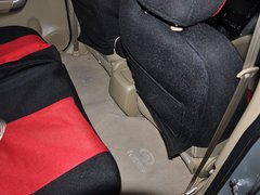 2011款 2.0L 手动 汽油两驱精英型 5座