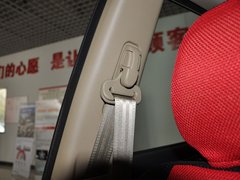 2011款 2.0L 手动 汽油两驱精英型 5座