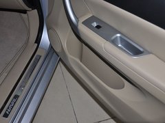 2011款 2.0L 手动 汽油两驱精英型 5座