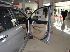 2011款 2.0L 手动 汽油两驱精英型 5座