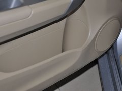 2011款 2.0L 手动 汽油两驱精英型 5座