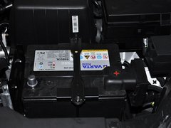 2011款 2.0L 手动 汽油两驱精英型 5座