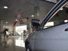 2011款 2.0L 手动 汽油两驱精英型 5座