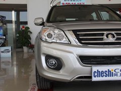 2011款 2.0L 手动 汽油两驱尊贵型 5座