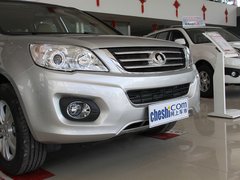 2011款 2.0L 手动 汽油两驱尊贵型 5座
