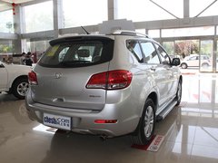 2011款 2.0L 手动 汽油两驱尊贵型 5座