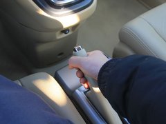 2011款 2.0L 手动 汽油两驱尊贵型 5座