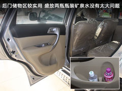 2011款 2.0T 手动 柴油两驱尊贵型 5座