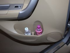 2011款 2.0T 手动 柴油两驱尊贵型 5座
