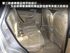 2011款 2.0T 手动 柴油两驱尊贵型 5座