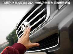2011款 2.0T 手动 柴油两驱尊贵型 5座