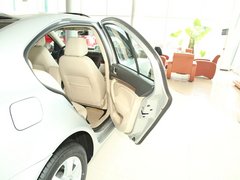 2012款 1.6 自动 逸俊版