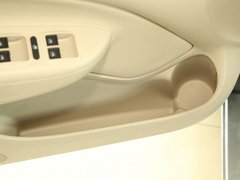 2012款 1.6 自动 逸俊版
